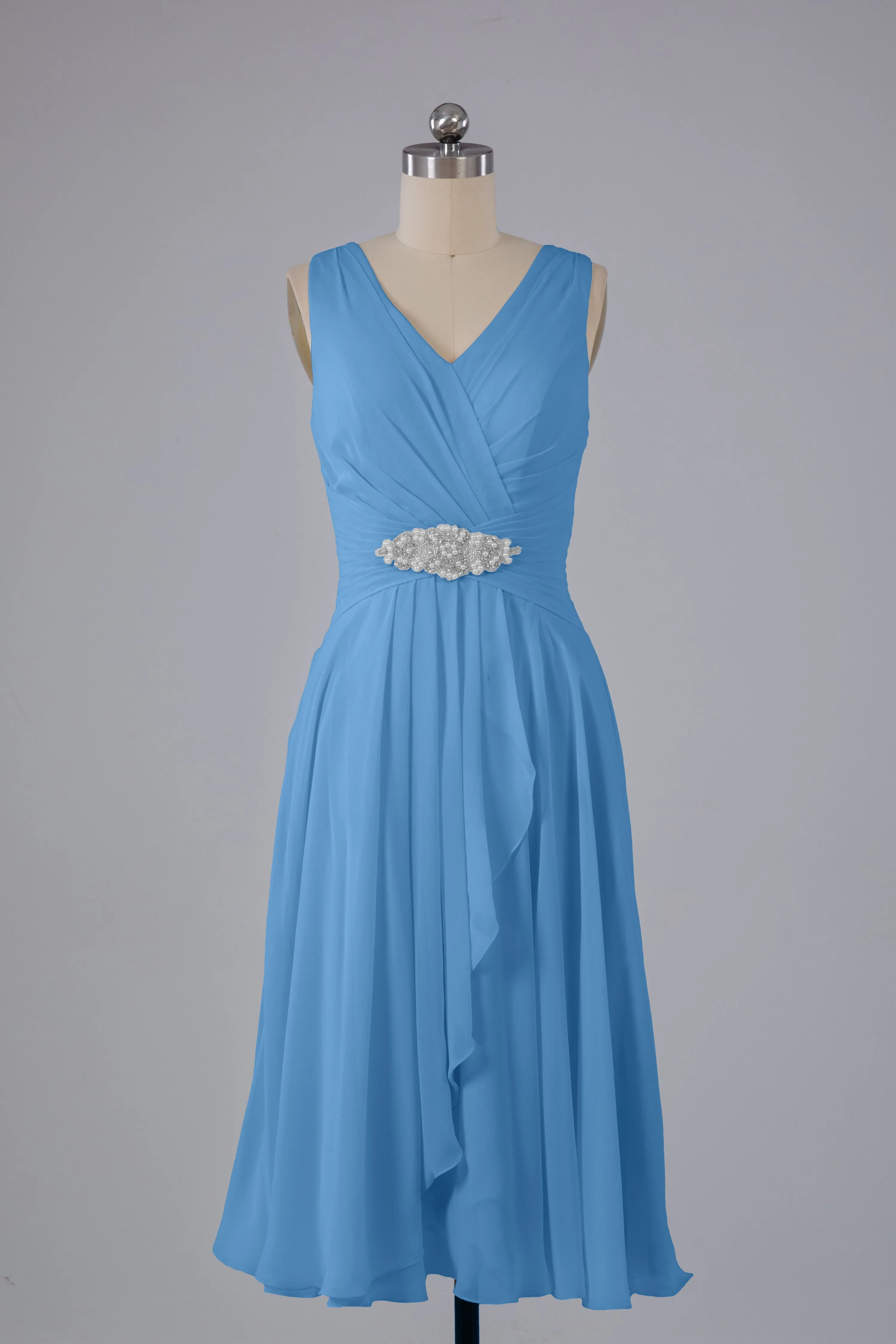 Simple V Neck Knee Length Bridesmaid Dresses with Pearls