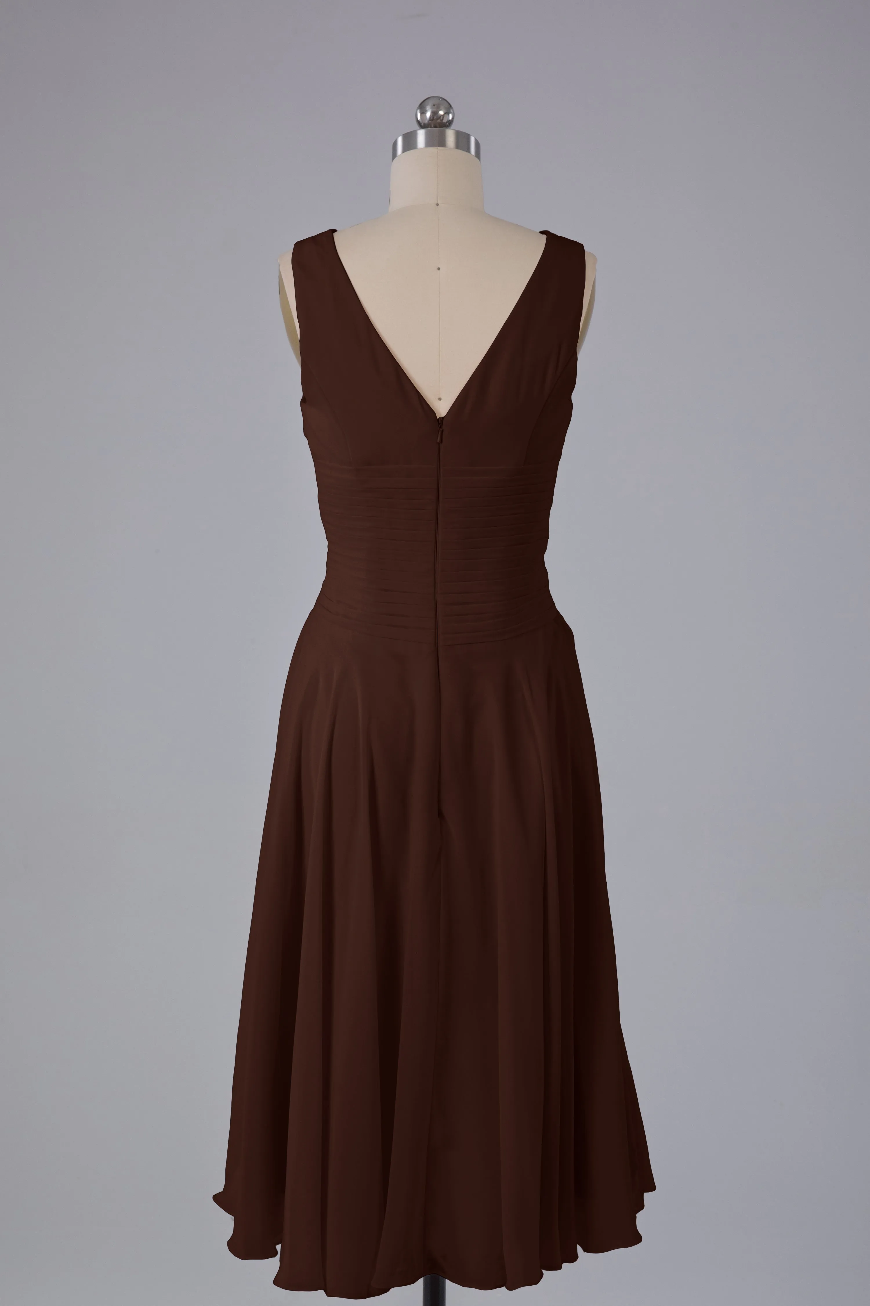 Simple V Neck Knee Length Bridesmaid Dresses with Pearls