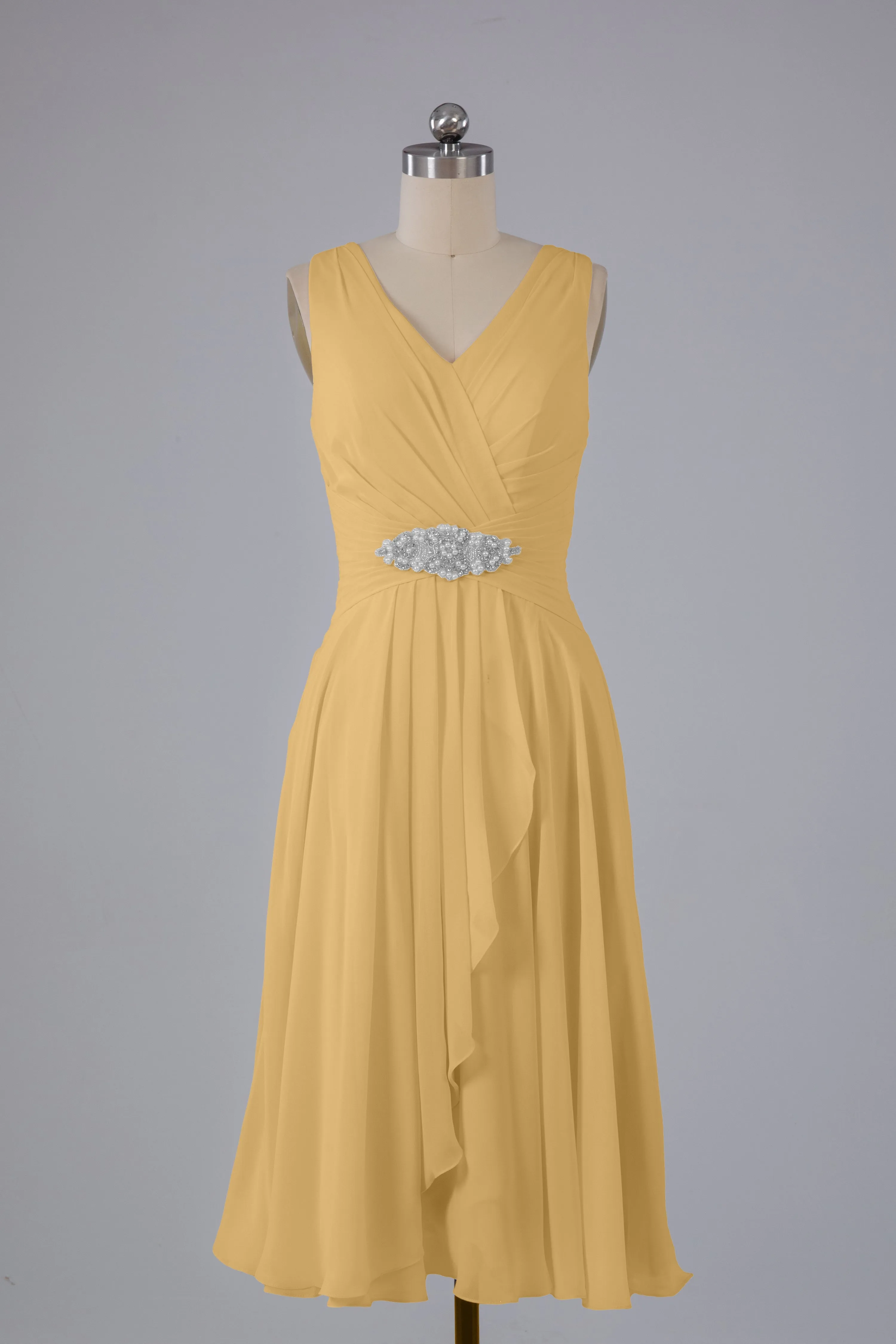 Simple V Neck Knee Length Bridesmaid Dresses with Pearls
