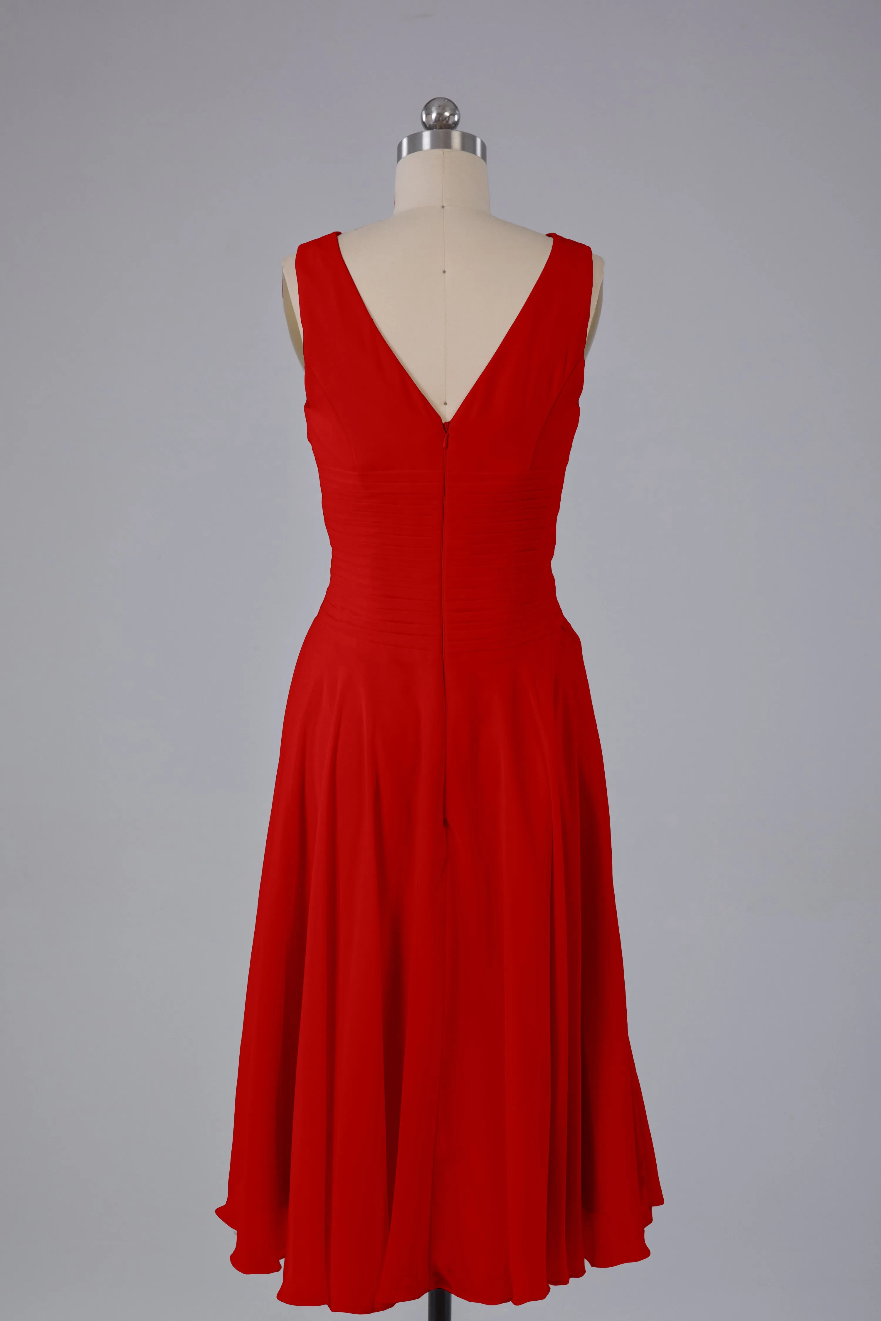 Simple V Neck Knee Length Bridesmaid Dresses with Pearls