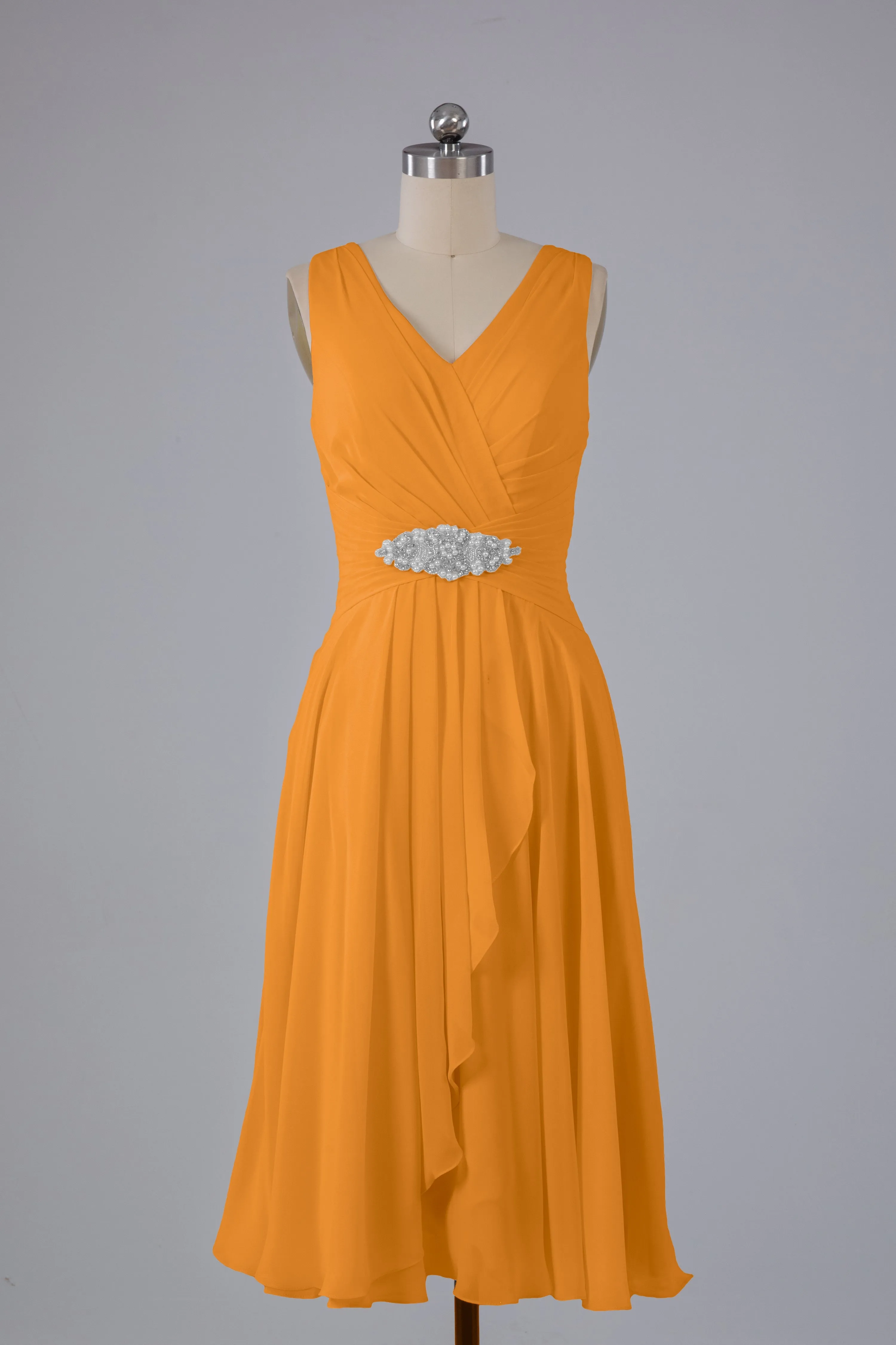 Simple V Neck Knee Length Bridesmaid Dresses with Pearls