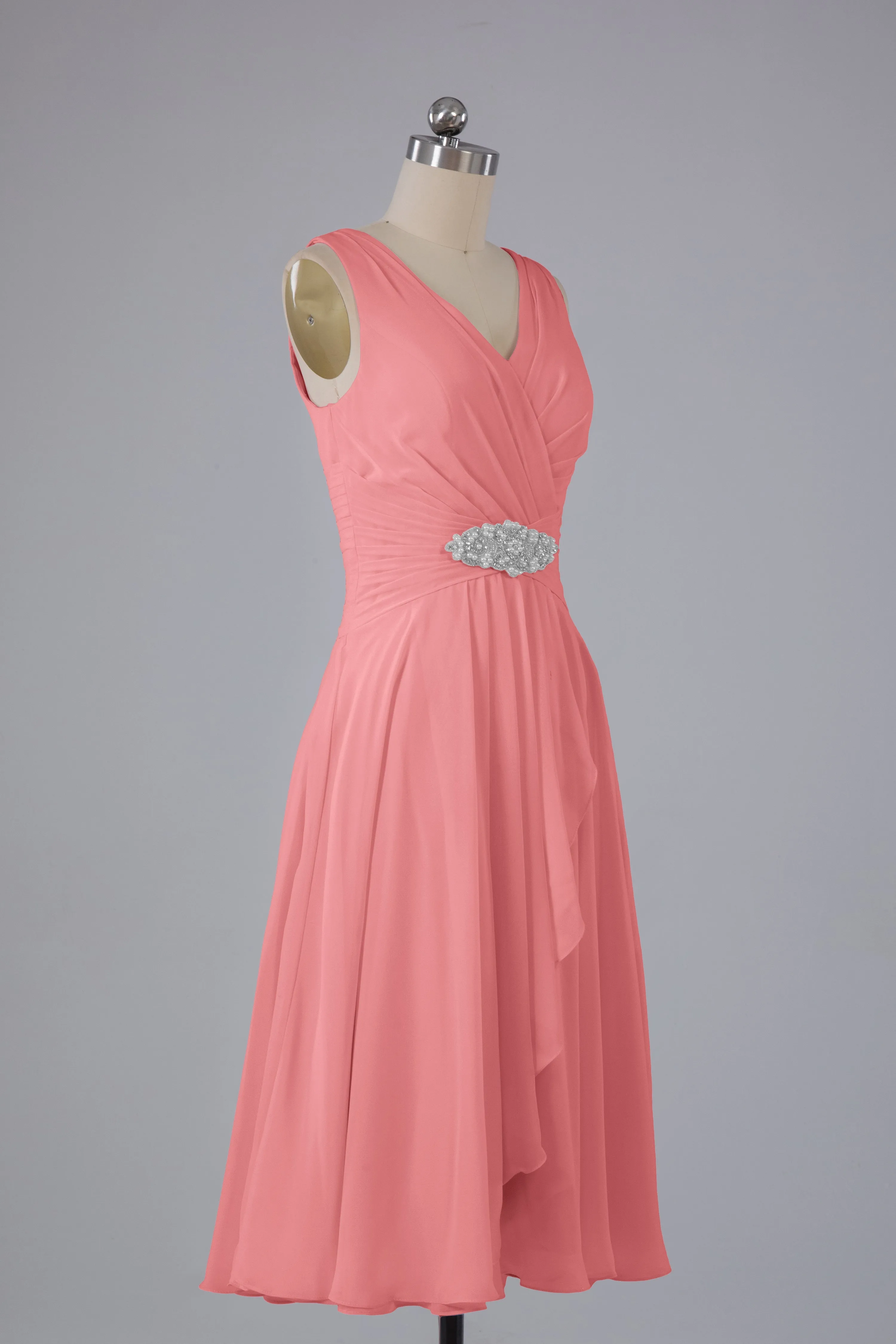 Simple V Neck Knee Length Bridesmaid Dresses with Pearls