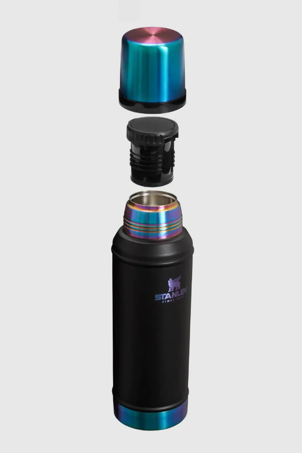 Stanley Classic Legendary Bottle in Black Chroma | 10-11346-045 BLACK