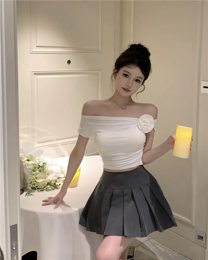 Stella Solid Color Three-Dimensional Floral Slanted Off-the-Shoulder Pleated Slim Cropped Top