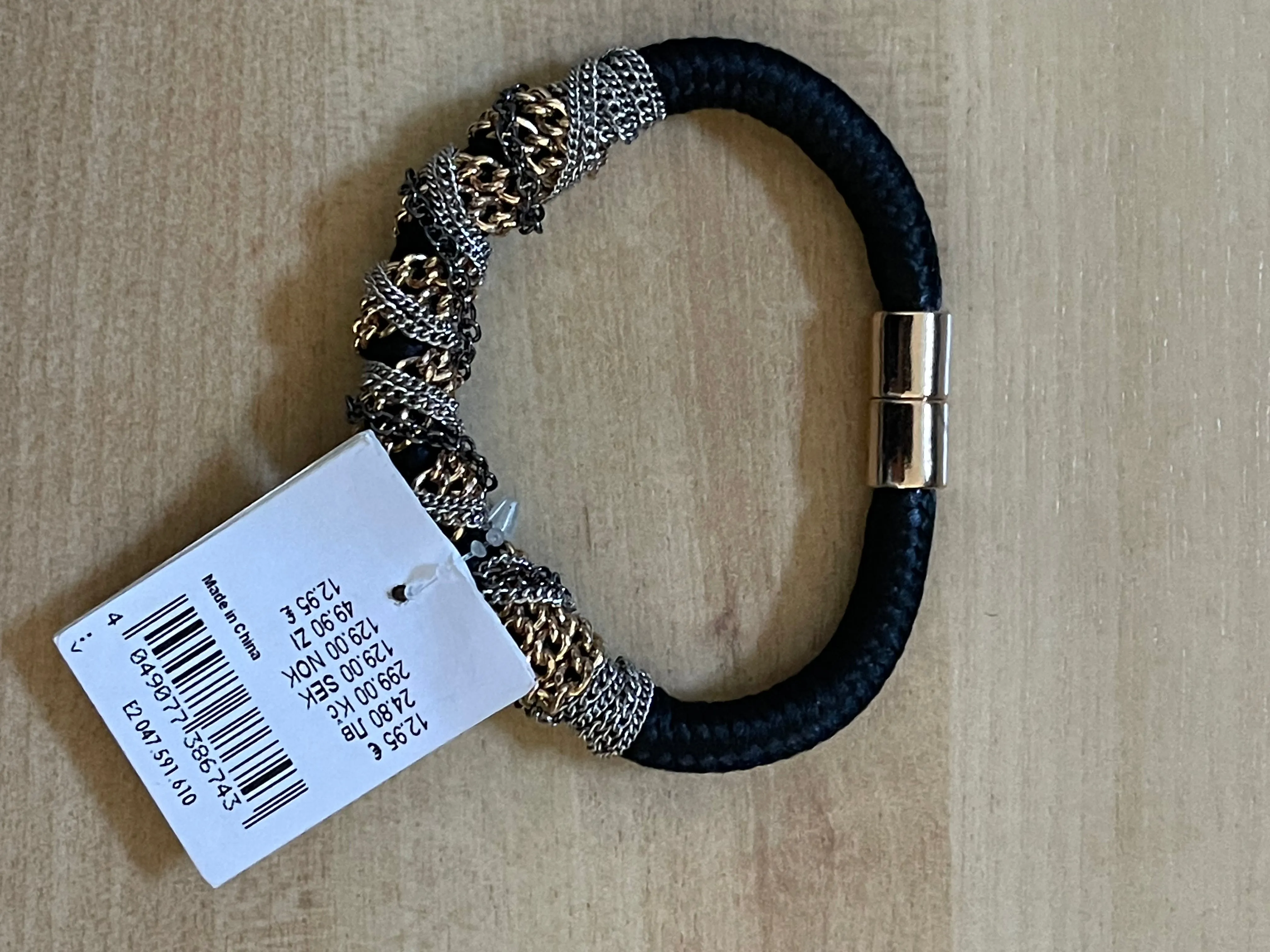Stylish Multi-Chain Black Bracelet