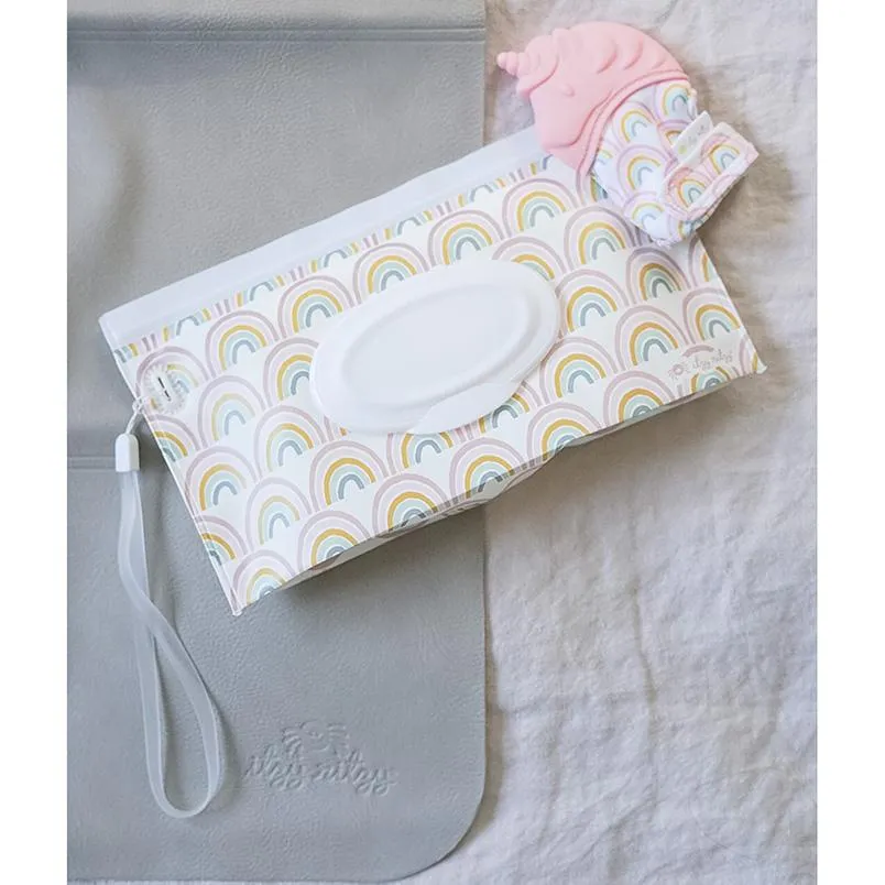 Take & Travel Pouch™ Reusable Wipes Case