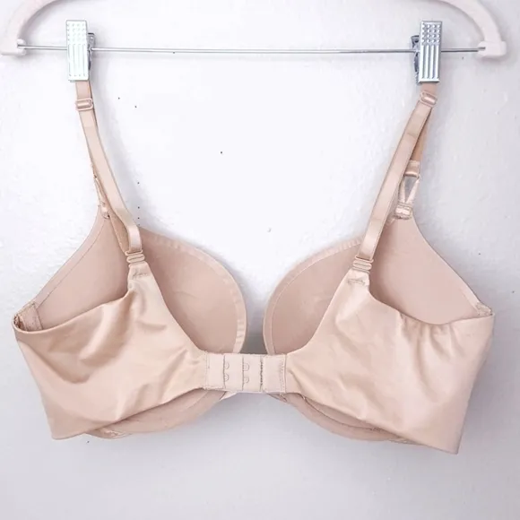 Victoria's Secret Bombshell Plunge Bra 34D Nude