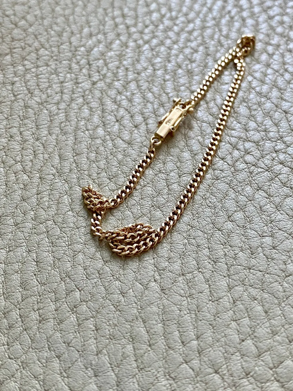 Vintage 18k gold curb bracelet - 7.2 inch length