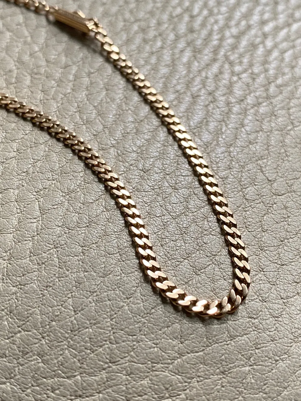 Vintage 18k gold skinny curb bracelet - 8 inch length